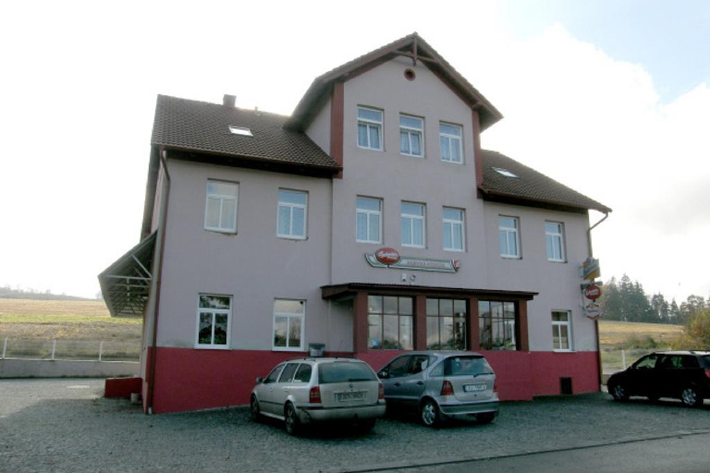 Kajovska Hospoda Ngoại thất bức ảnh